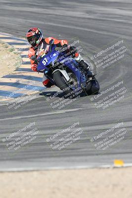 media/Nov-16-2025-Race Pace (Sun) [[8c5fa54630]]/Verified Riders/1-Turns 9 and 10 (925am)/